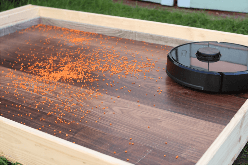 Roborock S6 тест на всасывание чечевица на твердом полу.